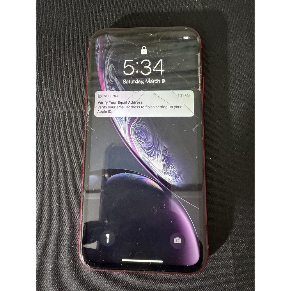 Apple iPhone XR 64GB Red Cracked Screen A1984 (PRODUCT)RED Parts Only